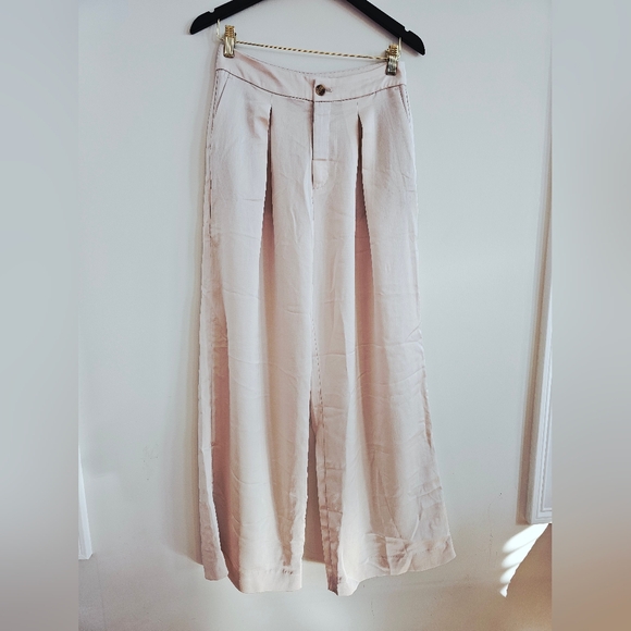 Banana Republic Satin Pleated Wide Leg Pants - Picture 5 of 14